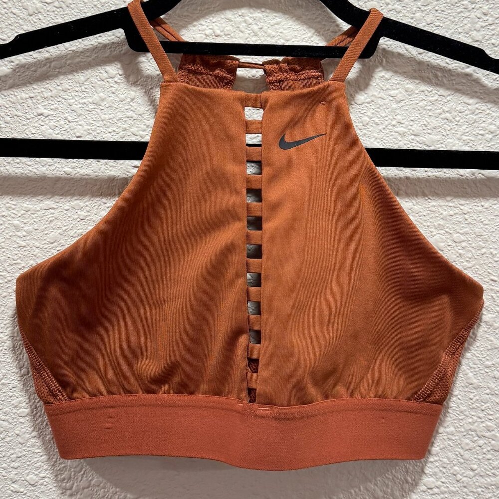Nike Women Indy Dri-FIT Lattice Sports Bra, Terracotta/Dusty Peach